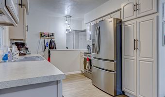 1631 N RACINE St, Appleton, WI 54911