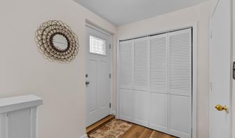 27 E 34TH St, Bayonne, NJ 07002