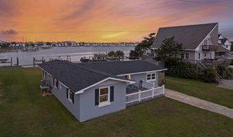 145 Bayview Blvd, Atlantic Beach, NC 28512