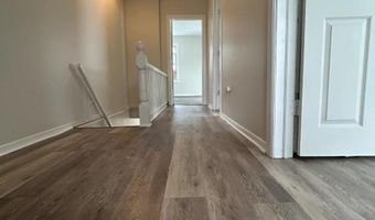 135 W Chrystal St, Andover, NJ 07801