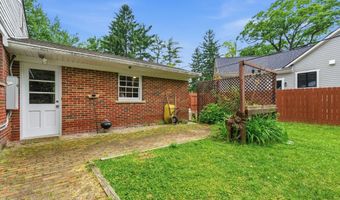 2687 Apple Way, Ann Arbor, MI 48104