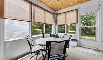 26 Sparrow Ln, Barnegat, NJ 08005