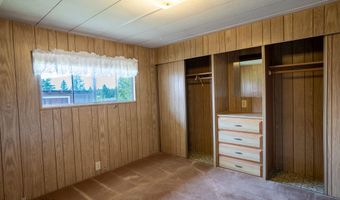 968 Roosevelt Rd, Bonners Ferry, ID 83805