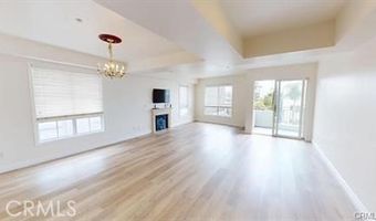 1176 Wellesley Ave 1, Los Angeles, CA 90049