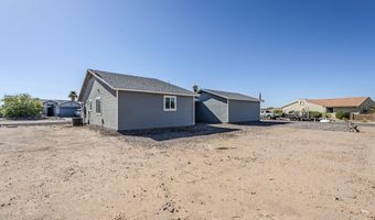 10426 W GRAYBACK Dr, Arizona City, AZ 85123