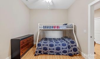 12 Broadmoor Dr, Arden, NC 28704