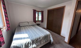 128 Mark St, Aurora, NE 68818