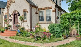 21 Elgin Ave, Bethel, CT 06801