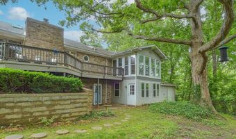 1221 Bridge Park Dr, Alton, IL 62002