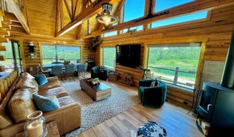 800 DELL Crk, Alpine, WY 83128