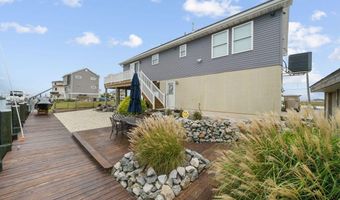 257 Sandlewood Dr, Bayville, NJ 08721