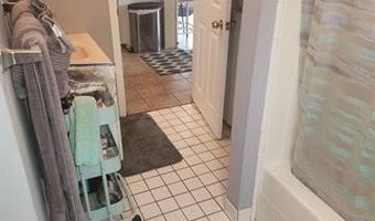 226 ROSELAWN St, Algonac, MI 48001