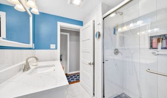 216 Hartford Ave, Bellingham, MA 02019
