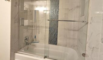 7009 BIRKENHEAD Pl 8C, Alexandria, VA 22315