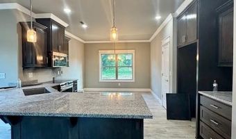 8 Cannich Ln, Bella Vista, AR 72715