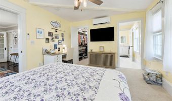 9 Ocean Ave, Amityville, NY 11701