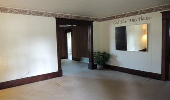 401 S Third St, Altamont, IL 62411