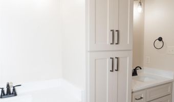 175 Hayden Dr, Beebe, AR 72012