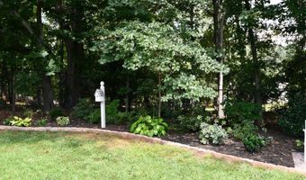 102 Meadow Crk, Athens, GA 30605