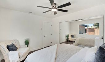 14204 Tehachapi Rd, Apple Valley, CA 92307