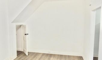 405 W RUSCOMB St, Philadelphia, PA 19120