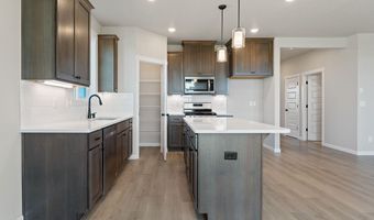 762 NW 28th St Plan: Plan 1549, Battle Ground, WA 98604