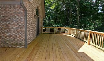 1250 Bur Oak Ct, Avon, IN 46123