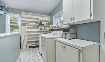 410 N Cedar St, Auburn, IN 46706