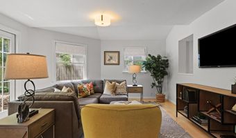 1453 N LONGFELLOW St, Arlington, VA 22205