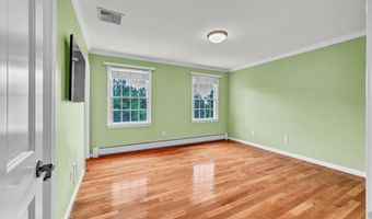 2 A Aspen Way, Danbury, CT 06811
