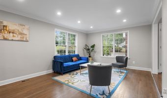 3436 HOLLY Rd, Annandale, VA 22003