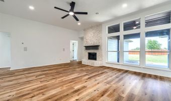 123 Rolling Spring Dr, Aledo, TX 76008