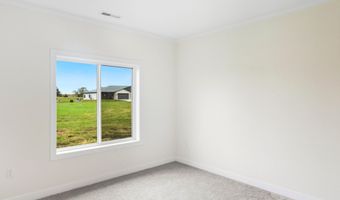 1534 Hannah Ln, Aberdeen, SD 57401