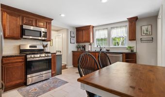 123 Kennerson Reservoir Rd, Ashford, CT 06278