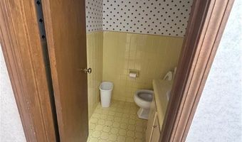 5 Th St NE, Aliceville, AL 35442