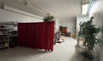 1221 Overland Ave, Burley, ID 83318