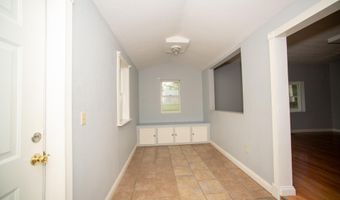 631 W 8th St, Bicknell, IN 47512
