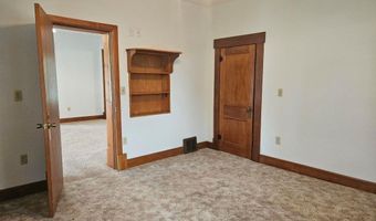 134 E Main St, Agency, IA 52530