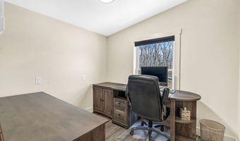 156 Congress St, Belfast, ME 04915