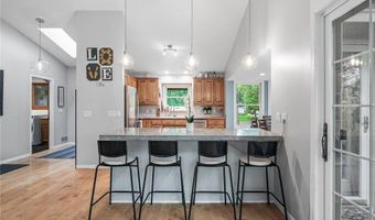 909 Fremont St, Anoka, MN 55303