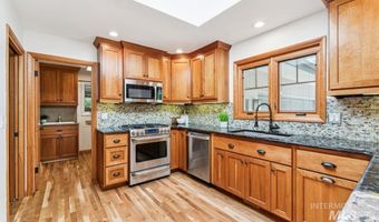 1220 S Johnson St, Boise, ID 83705