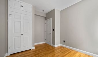 172 Cottage St 5, Boston, MA 02128
