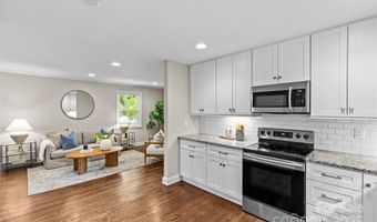 3320 Eastwood Dr, Charlotte, NC 28205