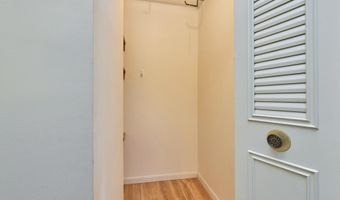 8302 TOBIN Rd 11, Annandale, VA 22003