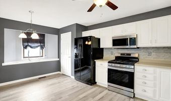248 Eastview Dr, Bargersville, IN 46106