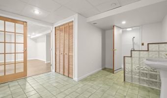 39 WINDWHISPER Ln, Annapolis, MD 21403