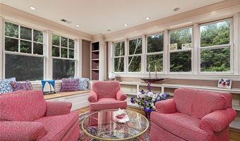 170 Lloyd Rd, North Kingstown, RI 02874