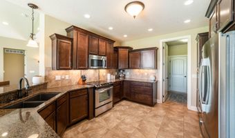 2526 Coyote Dr, Ames, IA 50014