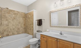 933 Sandringham Dr 933, Alpharetta, GA 30004