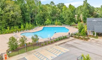 2136 ARMISTEAD Ln, Auburn, AL 36830
